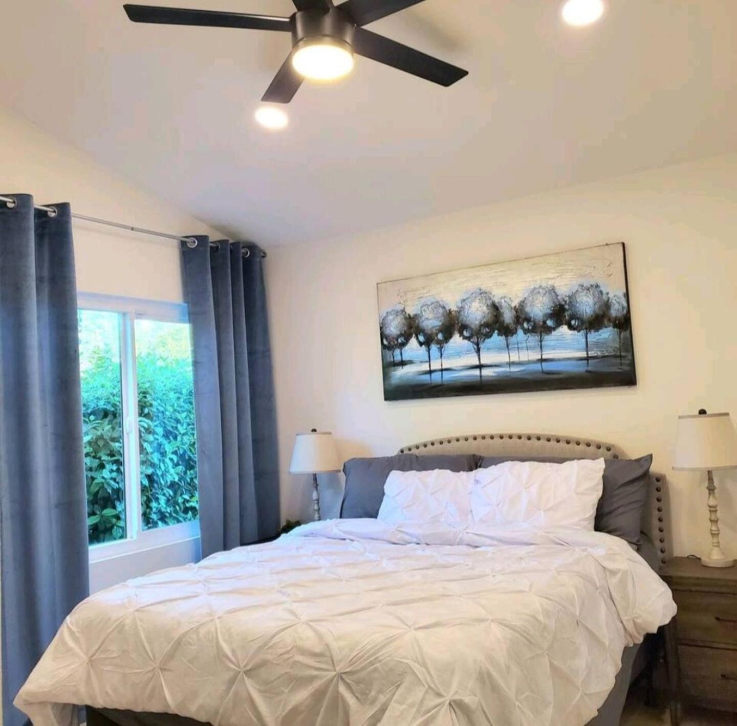 Spacious 4Bed 2Bath, Gated Pool, Wi-Fi, Garage Villa Los Angeles Bagian luar foto