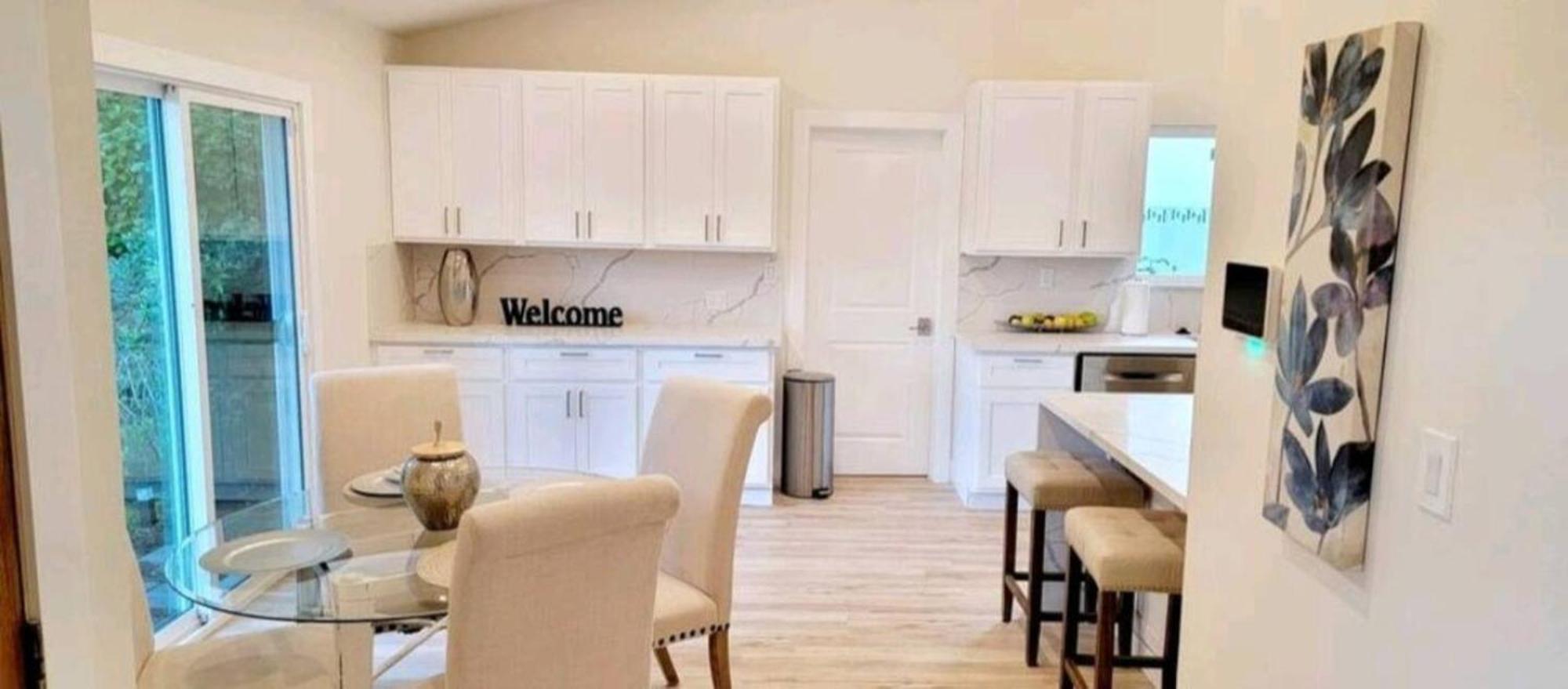 Spacious 4Bed 2Bath, Gated Pool, Wi-Fi, Garage Villa Los Angeles Bagian luar foto
