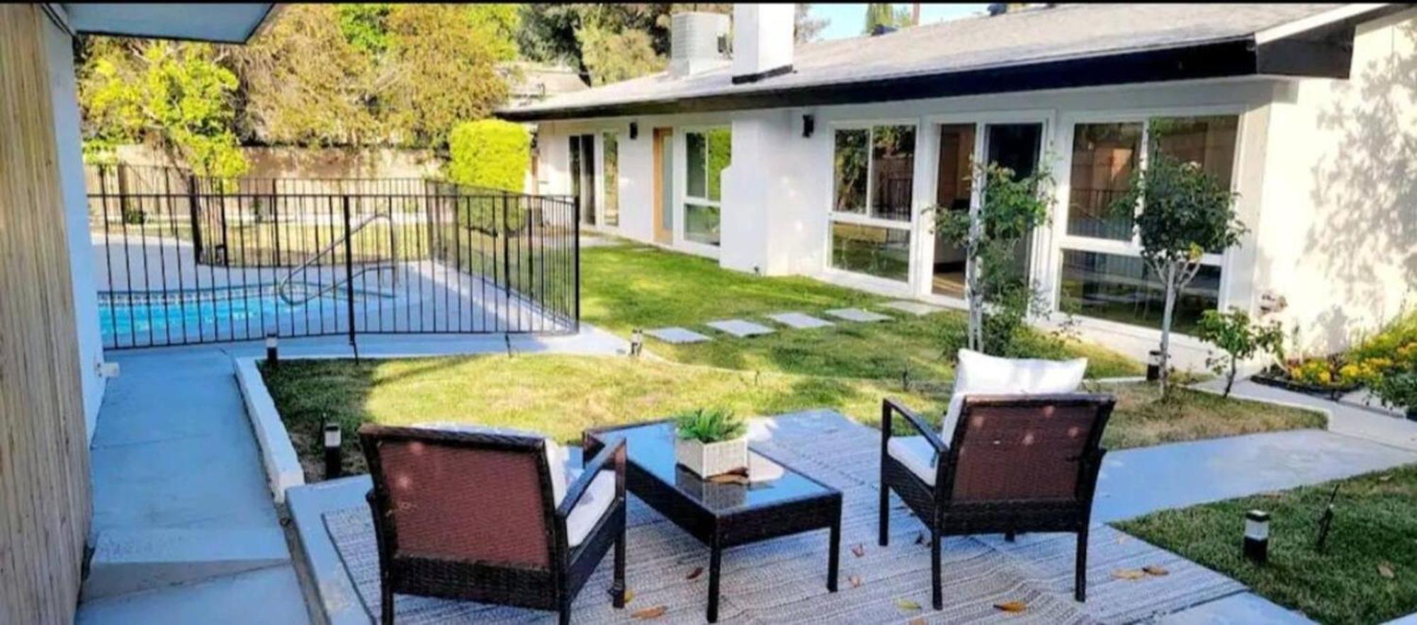 Spacious 4Bed 2Bath, Gated Pool, Wi-Fi, Garage Villa Los Angeles Bagian luar foto
